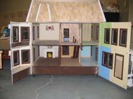Doll House Inside